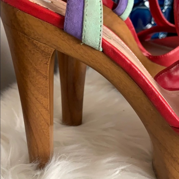 High heels - Picture 5 of 6